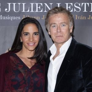 Semi-exclusif - Franck Dubosc et sa femme Danièle - Photocall de la représentation de "Dream Compagnie Julien Lestel" à la salle Pleyel à Paris © Coadic Guirec-Pierre Perusseau/Bestimage