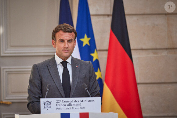 Le président de la République française, Emmanuel Macron et la chancelière allemande lors d'une conférence de presse conjointe en visioconférence au palais de l'Elysée à Paris, France, le 31 mai 2021. © Cyril Moreau/Bestimage