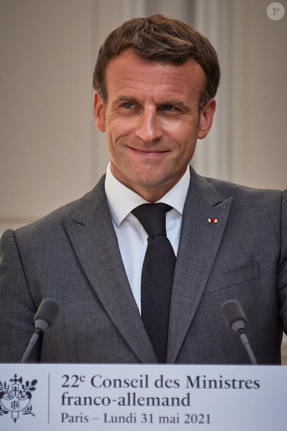 Le président de la République française, Emmanuel Macron et la chancelière allemande lors d'une conférence de presse conjointe en visioconférence au palais de l'Elysée à Paris, France, le 31 mai 2021. © Cyril Moreau/Bestimage 