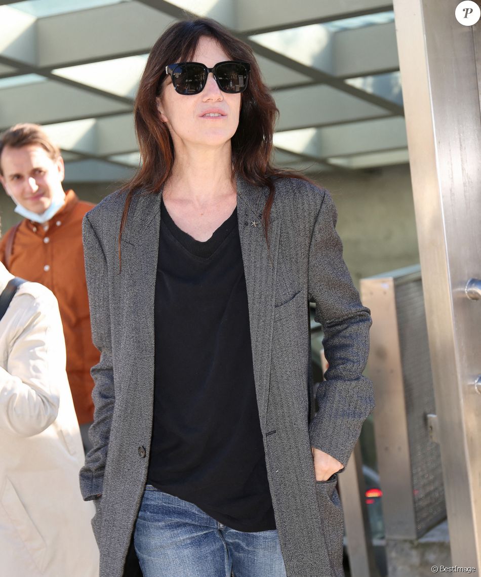 Exclusif - Charlotte Gainsbourg - Première du film "Suzanna Andler" aux Halles à Paris. Le 31 mai 2021. © Panoramic / Bestimage