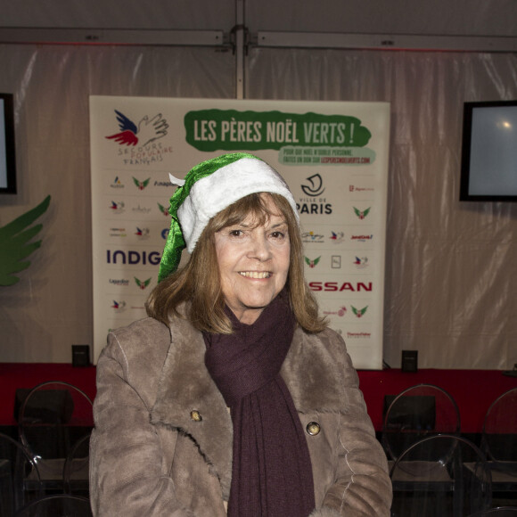 Chantal Goya - Lancement officiel des "Pères Noël Verts" du Secours Populaire sur la place de l'Hôtel de Ville à Paris le 25 novembre 2019. © Jack Tribeca/Bestimage