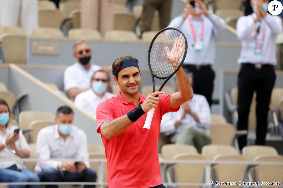 Roger Federer perd ses nerfs à Roland-Garros : grosse ...