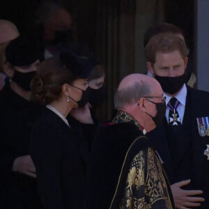 Le prince William, duc de Cambridge, et le prince Harry, duc de Sussex, Sorties des funérailles du prince Philip, duc d'Edimbourg à la chapelle Saint-Georges du château de Windsor, Royaume Uni, le 17 avril 2021.