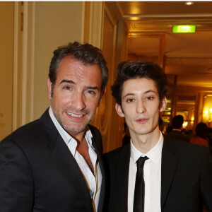 Jean Dujardin et Pierre Niney Diner pour les révélations des Cesar a l'hotel Meurice a Paris le 14 janvier 2013.