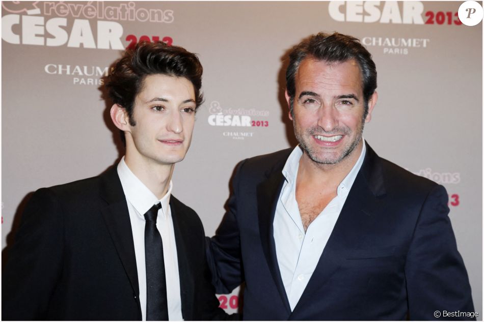 Pierre Niney et Jean Dujardin Diner pour les révélations des Cesar a l'hotel Meurice a Paris le 14 janvier 2013.