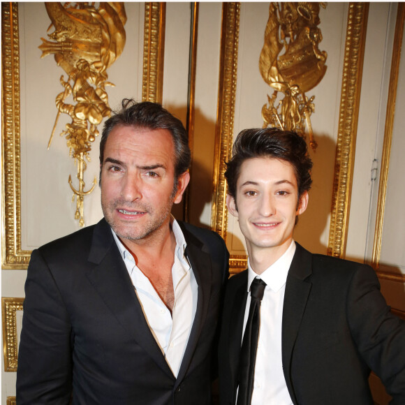 Jean Dujardin, Pierre Niney - Cocktail chez Chaumet pour les révélations des Cesar Place Vendome a Paris le 14 janvier 2013.