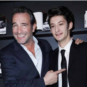 Jean Dujardin et Pierre Niney Cocktail chez Chaumet pour les révélations des Cesar Place Vendome a Paris le 14 janvier 2013.