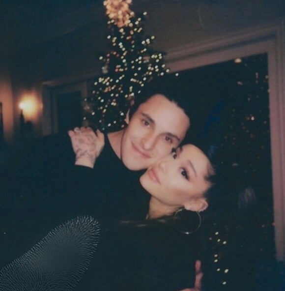 Ariana Grande et son mari Dalton Gomez sur Instagram.