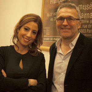 Léa Salamé et Laurent Ruquier - Remise du Prix Philippe Caloni à la Scam (Société Civile des Auteurs Multimedias) à Paris. © Veeren / Bestimage