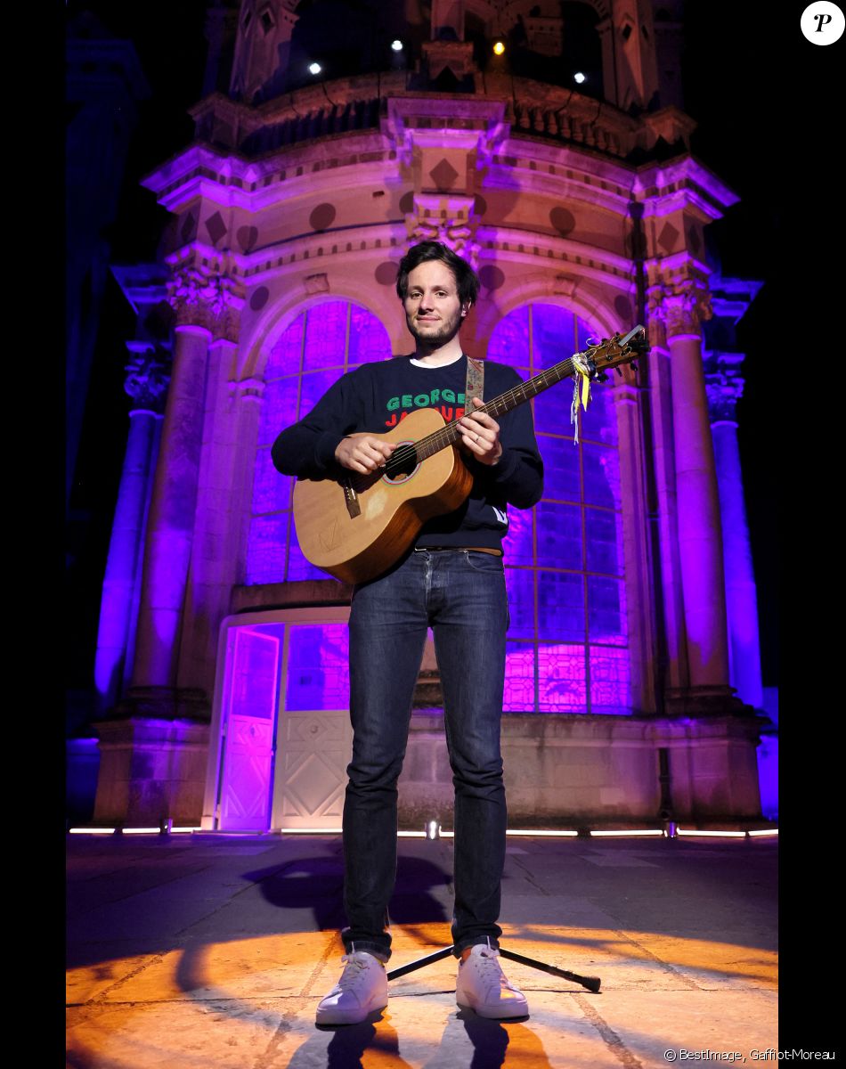 Exclusif - Vianney (nommé pour la chanson "Pour de vrai") - Enregistrement de l'émission "La chanson de l'année" au château de Chambord, qui sera diffusée le 5 juin 2021 sur TF1 © Gaffiot-Moreau / Bestimage
