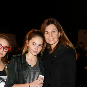 Véronika Loubry et sa fille Thylane - 16e édition des NRJ Music Awards à Cannes. Le 13 décembre 2014.