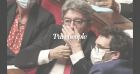 Jean-Luc Mélenchon enfariné à son tour en plein Paris : sa réaction très surprenante