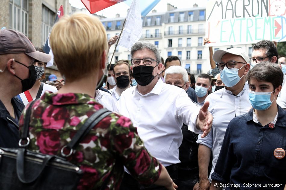 Jean-Luc Mélenchon, président et député du parti La France Insoumise - Journée nationale de mobilisation pour les libertés et contre les idées d'extrême droite, Paris, le 12 juin 2021 © Stéphane Lemouton / Bestimage