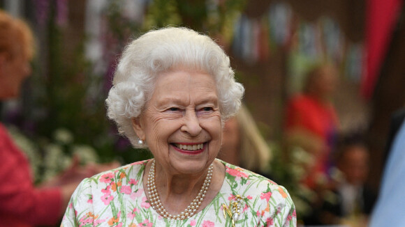 Elizabeth II au G7 : son discret clin d'oeil à Harry et Meghan Markle, malgré les tensions