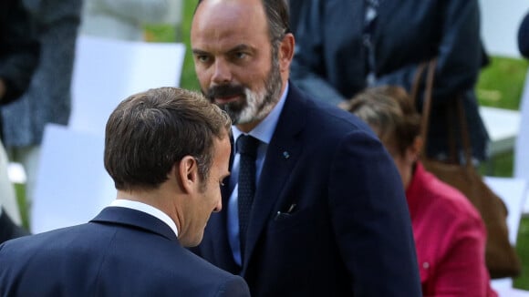 Edouard Philippe décoré en présence de sa femme et leurs enfants, retrouvailles avec Emmanuel Macron