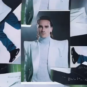 Antoine Griezmann en Une du magazine "A Part" spécial mi-temps.