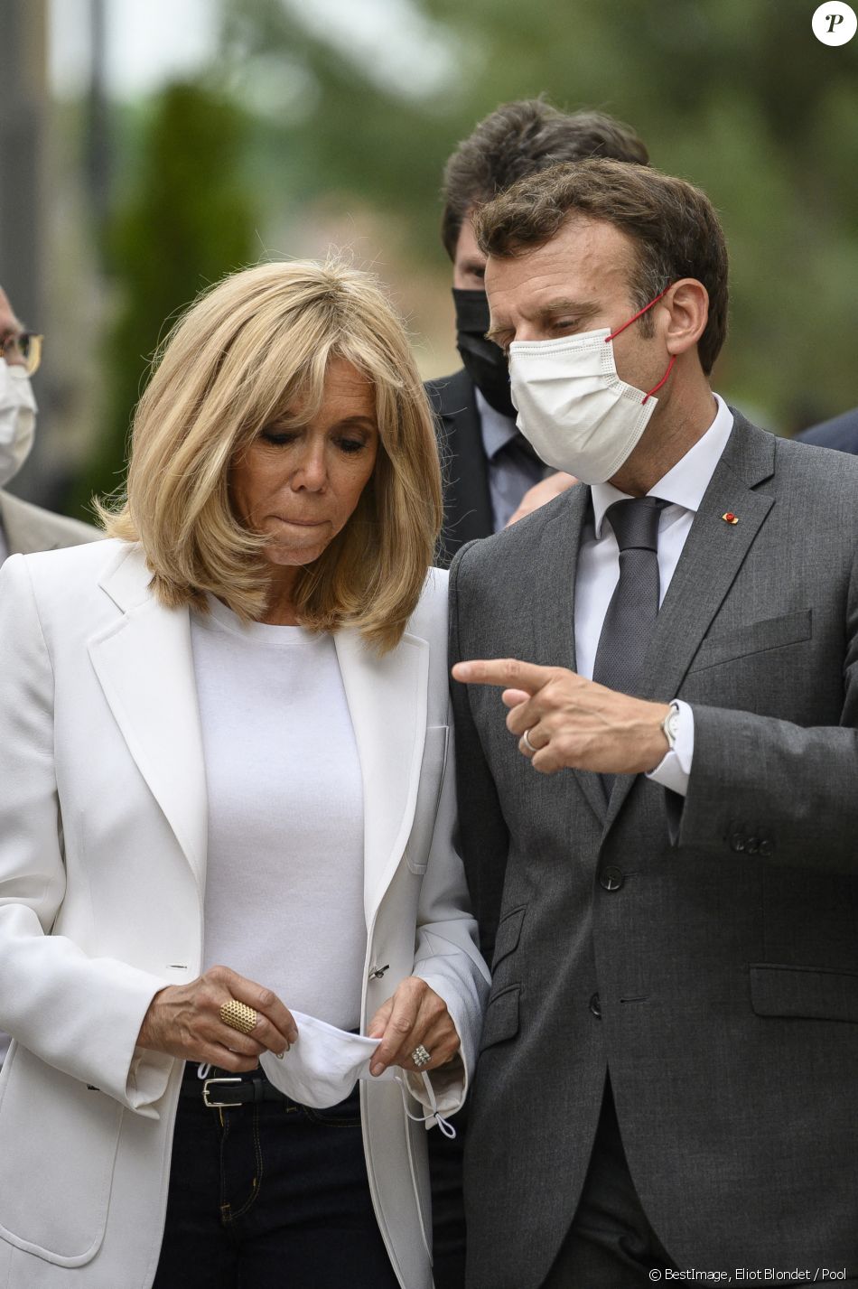 Déambulation à Château-Thierry - Le président Emmanuel Macron et sa femme Brigitte visitent la maison natale de Jean de La Fontaine à Château-Thierry le 17 juin 2021. © Eliot Blondet / Pool / Bestimage