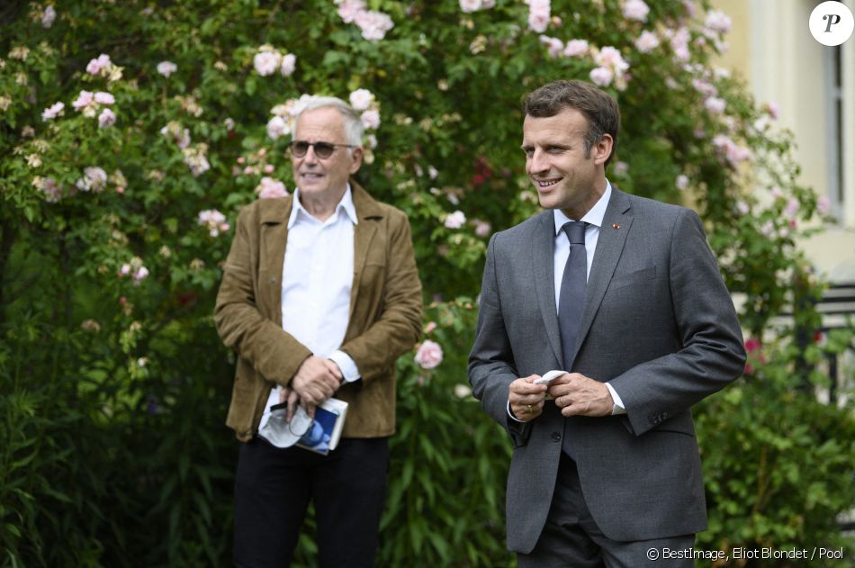 Fabrice Luchini récite des fables de la Fontaine - Le président Emmanuel Macron et sa femme Brigitte visitent la maison natale de Jean de La Fontaine à Château-Thierry le 17 juin 2021. © Eliot Blondet / Pool / Bestimage