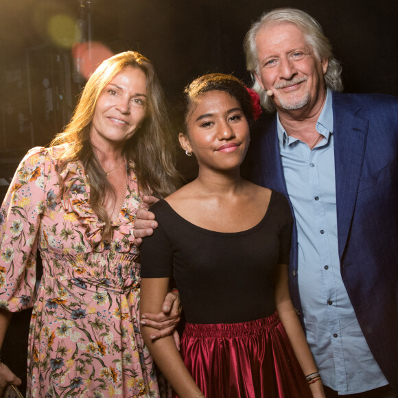 Exclusif - Patrick Sebastien, Nathalie Boutot la femme de Patrick Sébastien, Lily Sebastien (fille adoptive de Patrick Sebastien) - Backstage de l'enregistrement de l'émission "La Chanson secrète 6" à la Scène musicale à Paris, qui sera diffusée le 12 décembre sur TF1. © Gaffiot-Moreau / Bestimage 