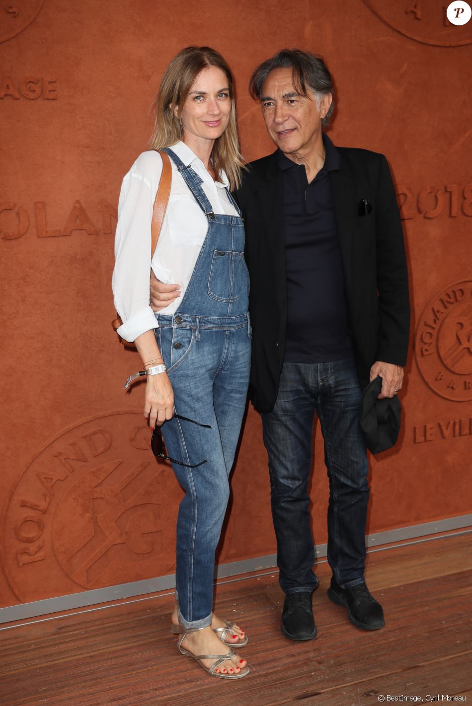 Richard Berry et sa femme Pascale Louange au village lors des internationaux de tennis de Roland Garros à Paris le 8 juin 2018. © Cyril Moreau / Bestimage