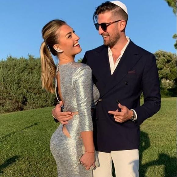Nicolas Tesic, l'ancien compagnon de Laury Thilleman, avec sa petite amie Mary