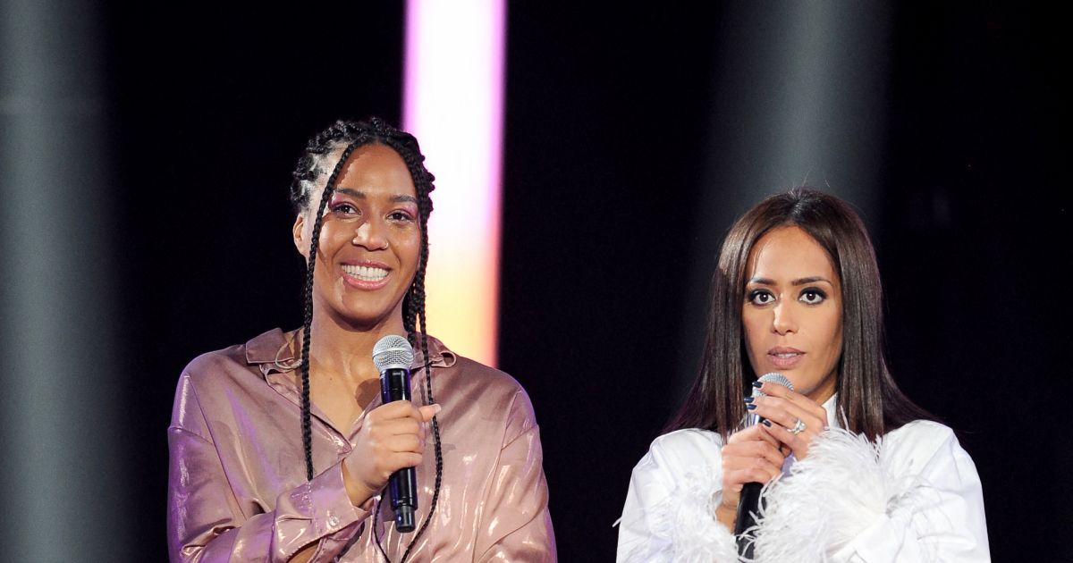 Amel Bent et sa soeur May Enregistrement de l'émission Duos Mystères à la Seine Musicale à Amel Bent et sa soeur May Enregistrement de l'émission Duos Mystères à la Seine Musicale à