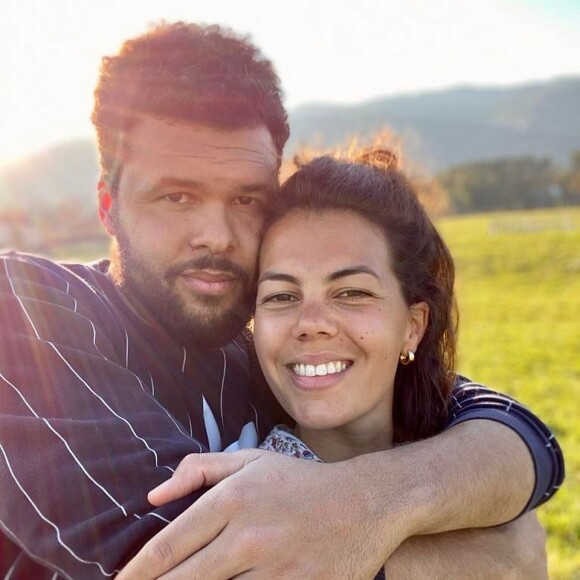 Jo-Wilfried Tsonga, en déplacement, n'a pas pu assister à la baby shower de son épouse Noura.