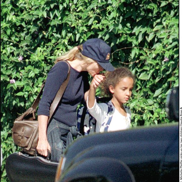 Claudia Rose, la fille adoptive de Michelle Pfeiffer, a bien grandi !
