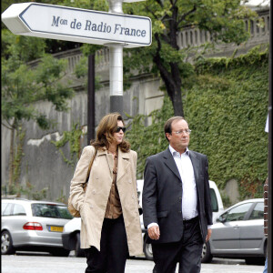 Valérie Trierweiler et François Hollande à Paris en 2008.
