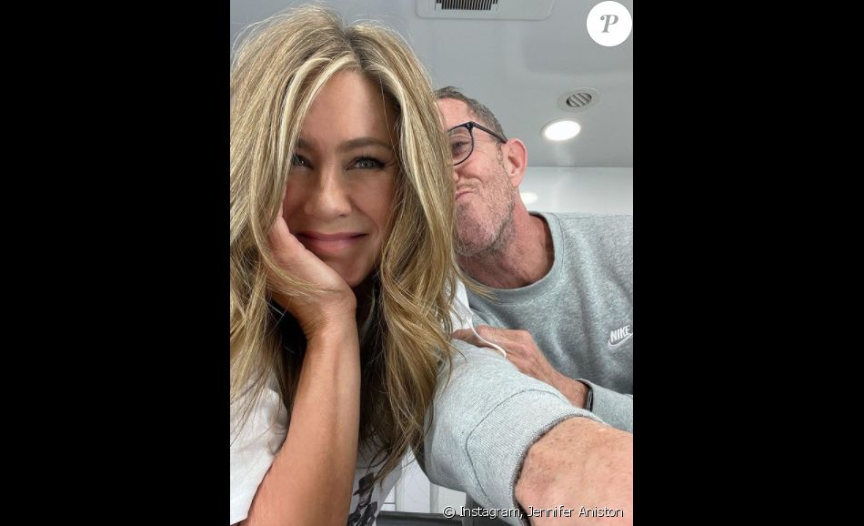 Jennifer Aniston (ici photographié avec son ami Chris McMillan) est-elle prête à retrouver l'amour ? Elle se confie au magazine américain People.