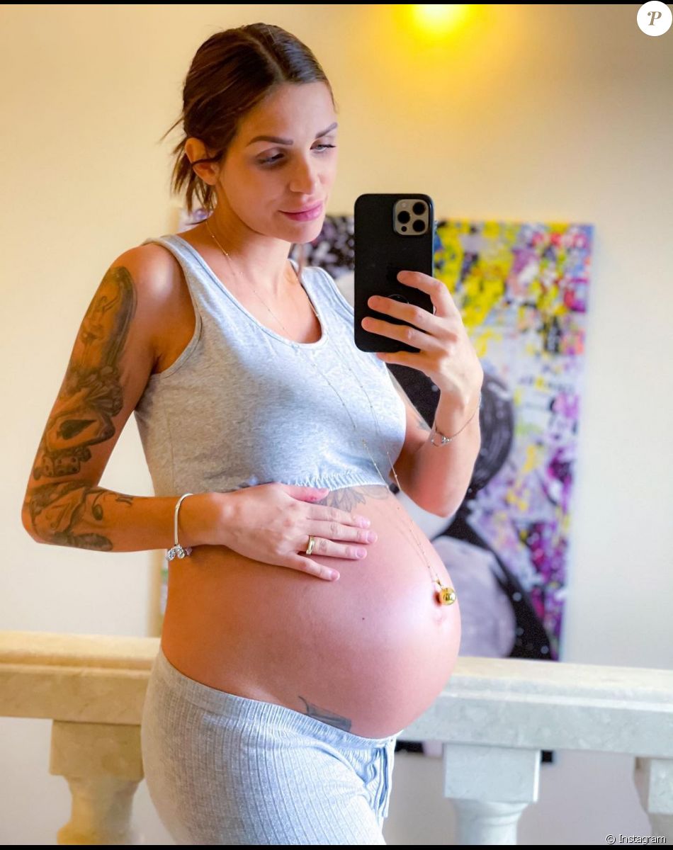 Julia Paredes enceinte de son deuxième enfant, photo Instagram de mai 2021