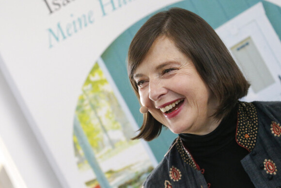 Isabella Rossellini présente son livre "Meine Hubner und Ich" à Munich, le 7 mars 2017.