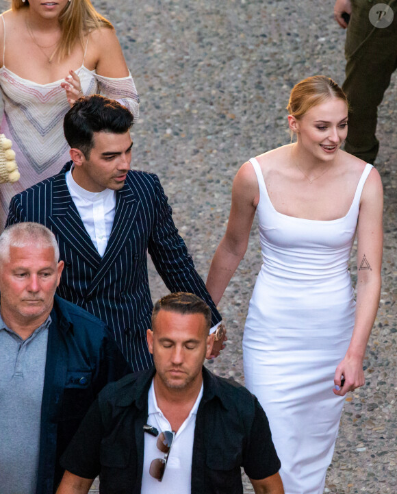 Exclusif - Sophie Turner et son mari Joe Jonas à l'hôtel Crillon-le-Brave.