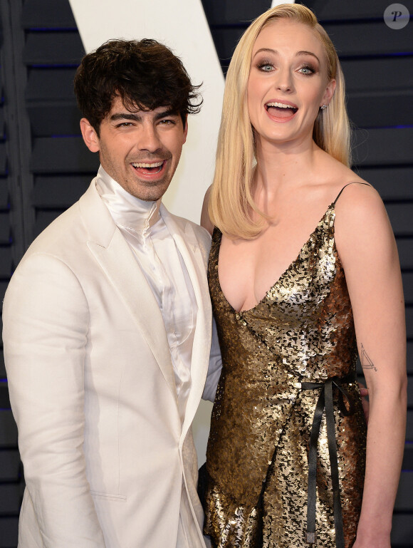 Joe Jonas et sa fiancée Sophie Turner à la soirée Vanity Fair Oscar Party à Los Angeles, le 24 février 2019.