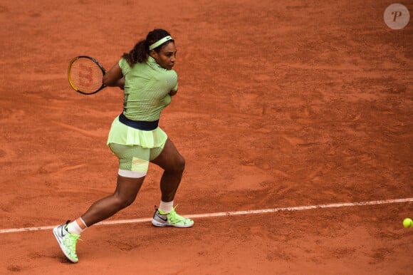 Serena Williams ( Etats unis ) lors des internationaux de France de tennis à Roland Garros le 2 juin 2021. © Federico Pestellini / Panoramic / Bestimage 