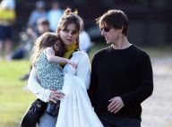 Regardez la pauvre Suri Cruise : Entre son talon qui s'échappe et ses incessants trajets en hélicoptère... la petite fille craque !