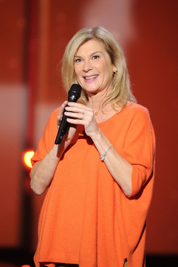 Michèle Laroque durant l'enregistrement de l'émission "La Chanson secrète 4", qui sera diffusée le 4 janvier 2020 sur TF1, à Paris. Le 17 décembre 2019 © Gaffiot-Perusseau / Bestimage