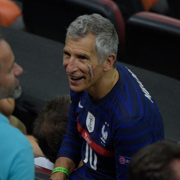 Nagui lors du match de football de l'Euro France-Suisse au stade Arena Nationala à Bucarest. © Federico Pestellini / Panoramic / Bestimage