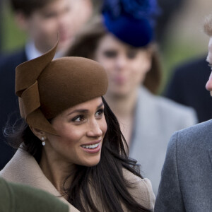 Le prince Harry et sa fiancée Meghan Markle - La famille royale d'Angleterre arrive à la messe de Noël à l'église Sainte-Marie-Madeleine à Sandringham, le 25 décembre 2017.