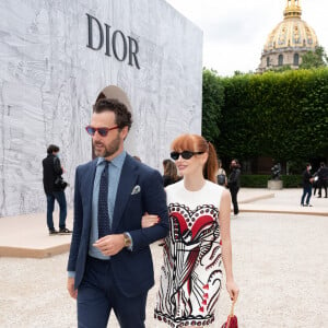 Jessica Chastain et son mari Gian Luca Passi de Preposulo au défilé de mode Haute-Couture 2021/2022 Christian Dior au musée Rodin. Paris, le 5 juillet 2021.