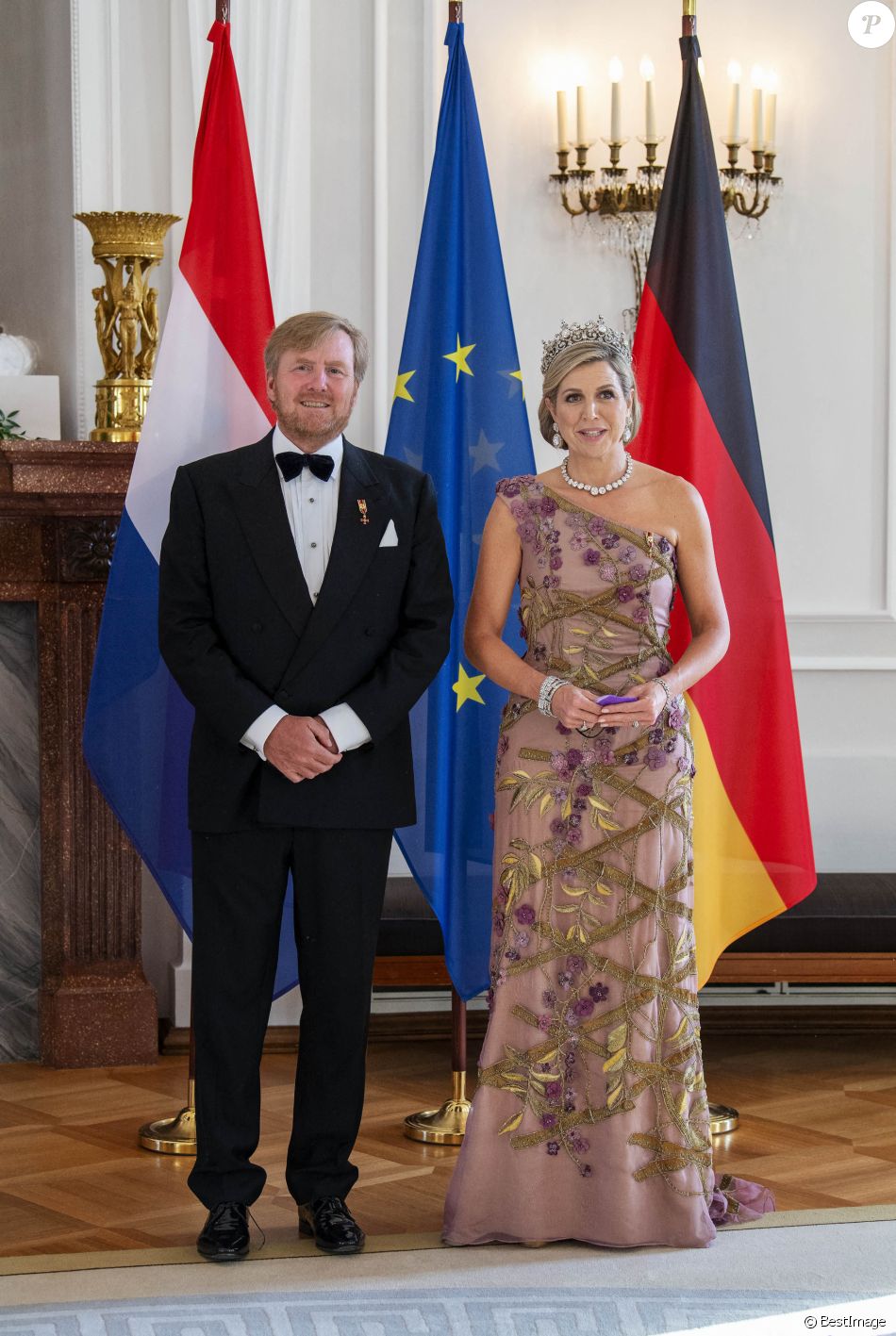 Le roi Willem-Alexander et la reine Maxima des Pays-Bas lors du dîner d'Etat organisé en leur honneur au Château de Bellevue, dans le cadre de leur visite officielle de 3 jours en Allemagne. Berlin, le 5 juillet 2021.