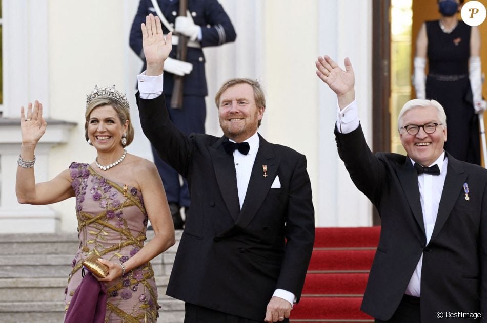Le roi Willem-Alexander et la reine Maxima des Pays-Bas lors du dîner d'Etat organisé en leur honneur au Château de Bellevue, dans le cadre de leur visite officielle de 3 jours en Allemagne. Berlin, le 5 juillet 2021.