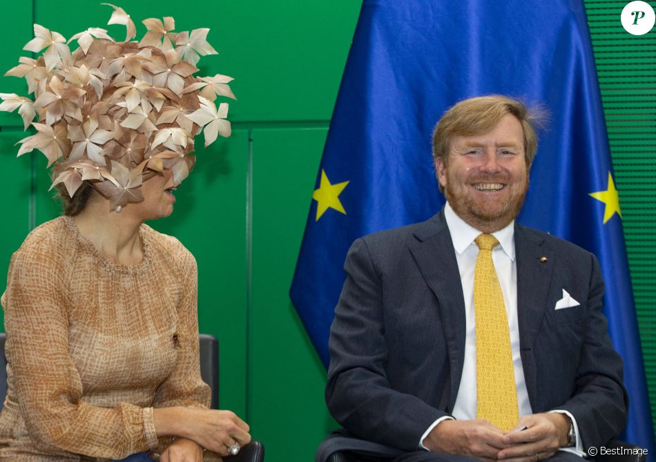 Le roi Willem-Alexander et la reine Maxima des Pays-Bas visitent le Bundestag dans le cadre de leur visite d'état de trois jours en Allemagne, le 6 juillet 2021.