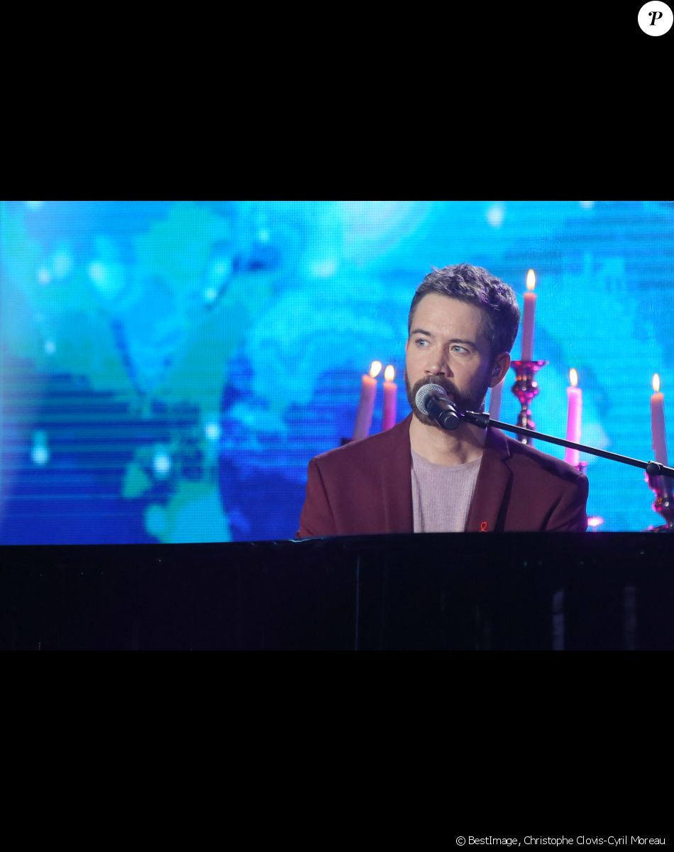 Exclusif - Emmanuel Moire - People sur le plateau de l'émission TV "Toujours ensemble, notre raison d'être" à l'occasion du Sidaction 2018 au Casino de Paris. Le 24 mars 2018 © Christophe Clovis-Cyril Moreau / Bestimage