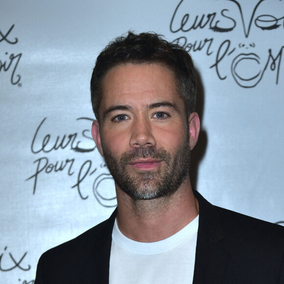 Emmanuel Moire - Photocall du concert caritatif "Leurs Voix Pour l'Espoir" à L'Olympia à Paris le 17 septembre 2015. 