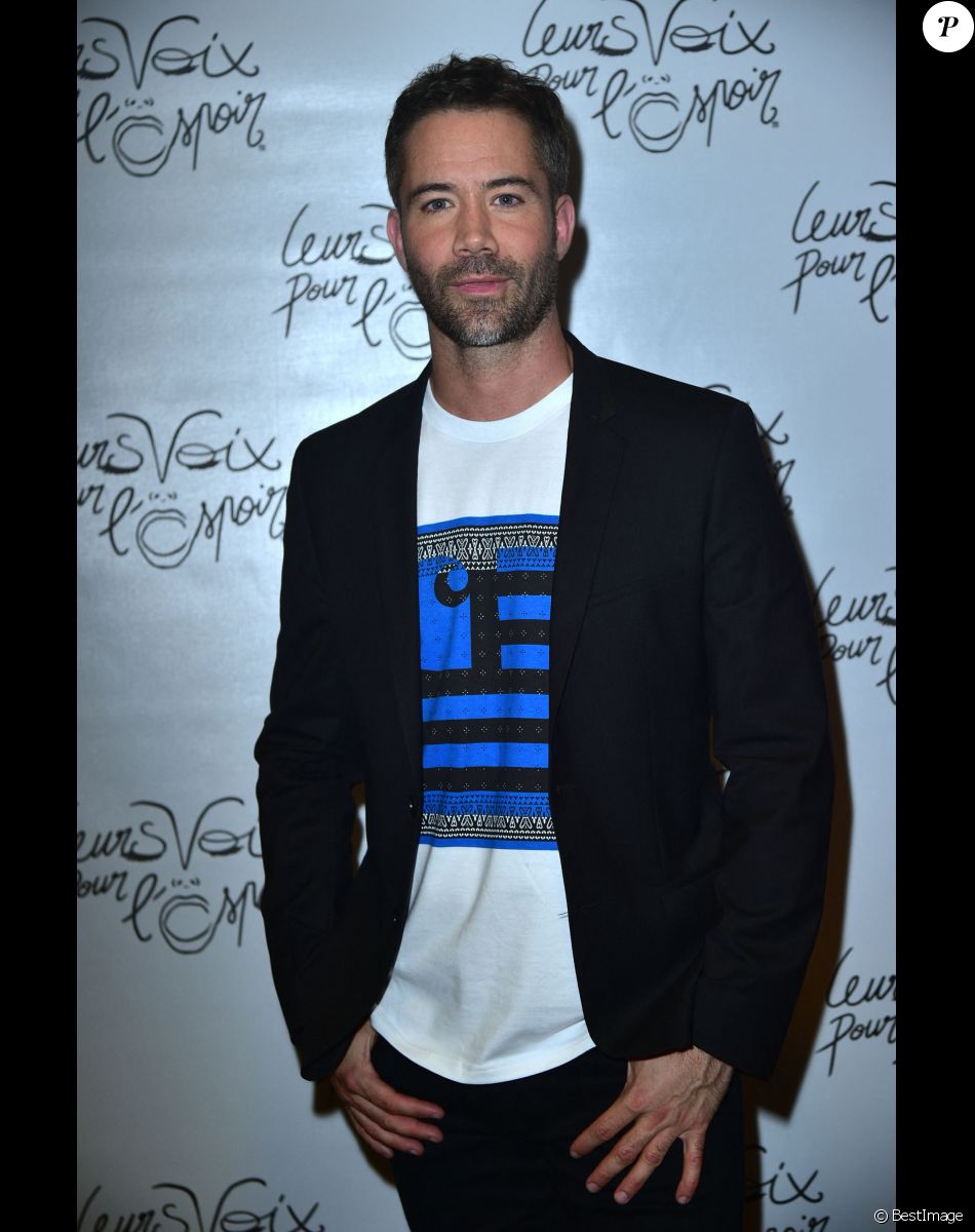 Emmanuel Moire - Photocall du concert caritatif "Leurs Voix Pour l'Espoir" à L'Olympia à Paris le 17 septembre 2015.