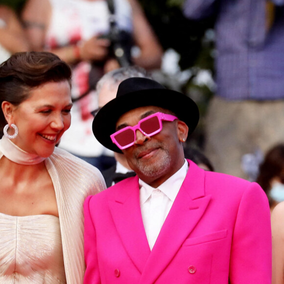 Mylène Farmer, Maggie Gyllenhaal (habillée en Celine), Spike Lee, Mélanie Laurent - Montée des marches du film " Annette " lors de la cérémonie d'ouverture du 74ème Festival International du Film de Cannes. Le 6 juillet 2021 © Borde-Jacovides-Moreau / Bestimage 