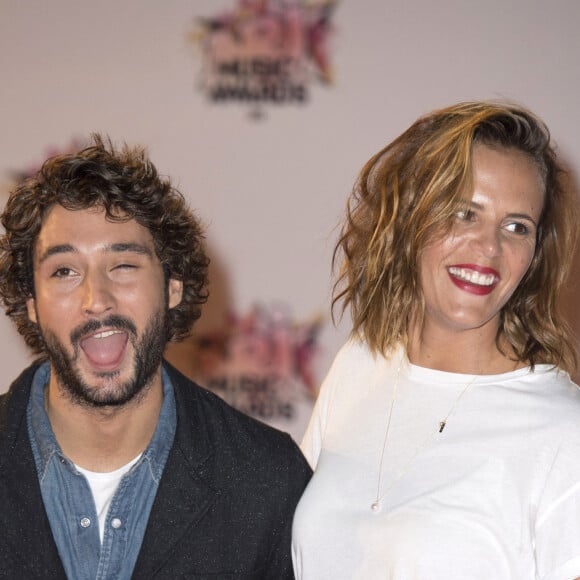 Laure Manaudou et son compagnon Jérémy Frérot - Arrivées à la 17ème cérémonie des NRJ Music Awards 2015 au Palais des Festivals à Cannes, le 7 novembre 2015.