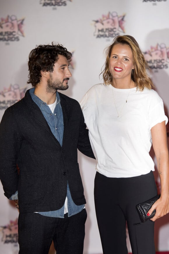 Laure Manaudou et son compagnon Jérémy Frérot - Arrivées à la 17ème cérémonie des NRJ Music Awards 2015 au Palais des Festivals à Cannes, le 7 novembre 2015.