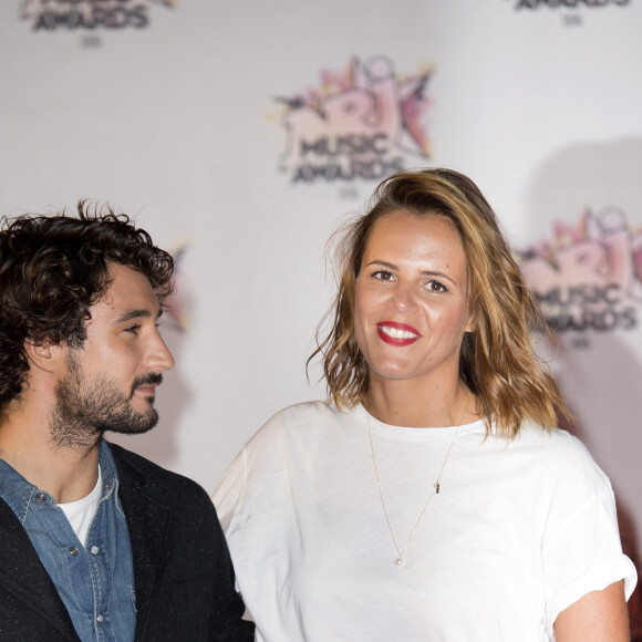 Laure Manaudou et son compagnon Jérémy Frérot - Arrivées à la 17ème cérémonie des NRJ Music Awards 2015 au Palais des Festivals à Cannes, le 7 novembre 2015.